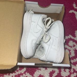 Infant Air Force 1s
